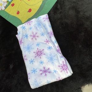 White Fleece Pajama PJs Pants Bottoms with Purple and Blue Snowflakes Girls 5T